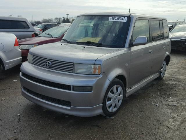 JTLKT324664077916 - 2006 TOYOTA SCION XB GRAY photo 2