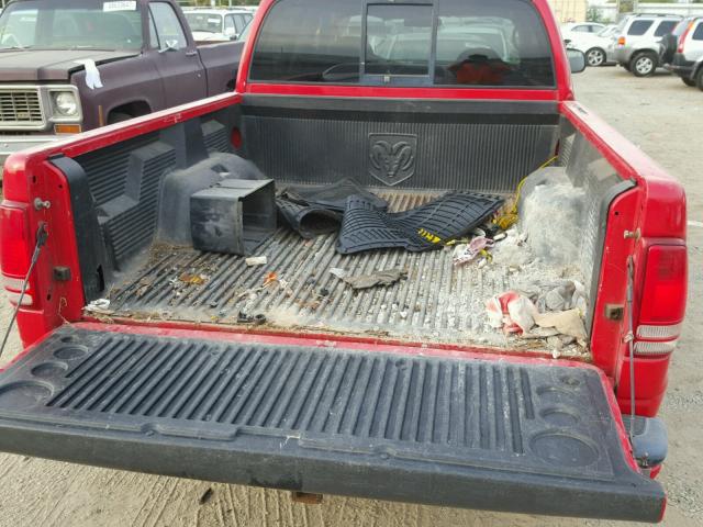 1B7HG38N42S709361 - 2002 DODGE DAKOTA QUA RED photo 9