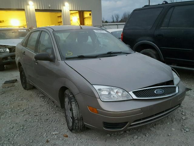 1FAFP34N45W233211 - 2005 FORD FOCUS ZX4 GRAY photo 1