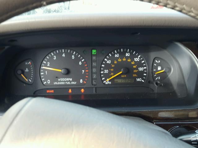 4T1BF18B0WU288005 - 1998 TOYOTA AVALON XL Бордовый фото 8