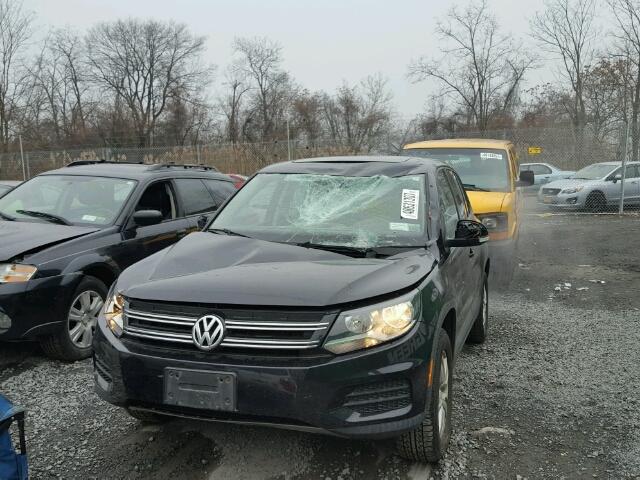 WVGBV3AX2DW582088 - 2013 VOLKSWAGEN TIGUAN S BLACK photo 2