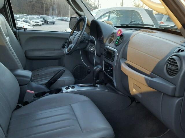 1J4GL58K66W162112 - 2006 JEEP LIBERTY LI SILVER photo 5