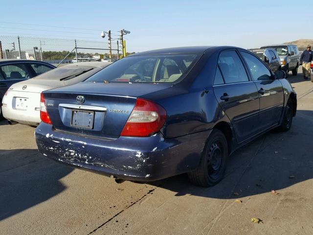 4T1BE32K13U227295 - 2003 TOYOTA CAMRY LE BLUE photo 4
