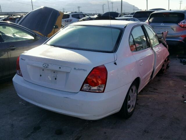 KMHDN46D25U068557 - 2005 HYUNDAI ELANTRA GL WHITE photo 4