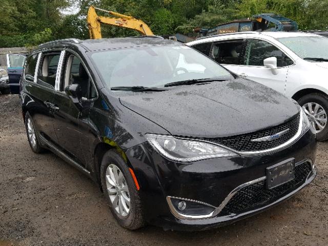 2C4RC1BG1JR332843 - 2018 CHRYSLER PACIFICA T BLACK photo 1