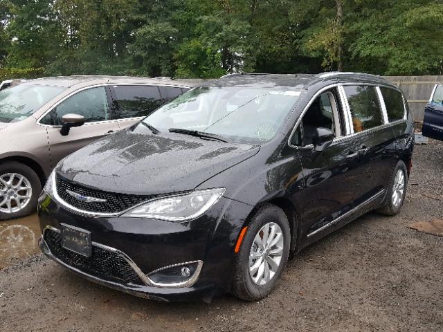 2C4RC1BG1JR332843 - 2018 CHRYSLER PACIFICA T BLACK photo 2