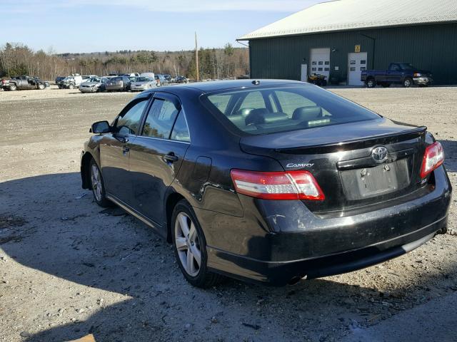 4T1BF3EK3BU690241 - 2011 TOYOTA CAMRY BASE BLACK photo 3