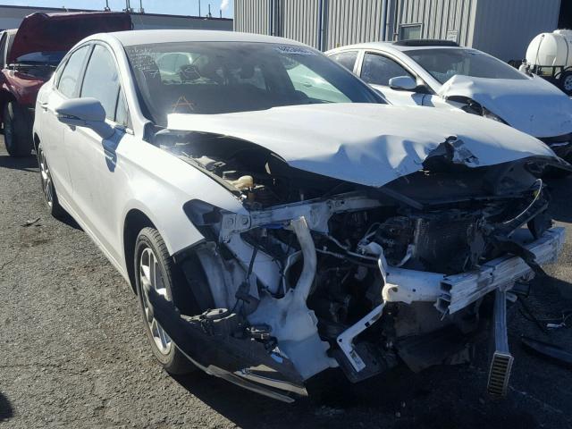 3FA6P0HR4DR379590 - 2013 FORD FUSION SE WHITE photo 1