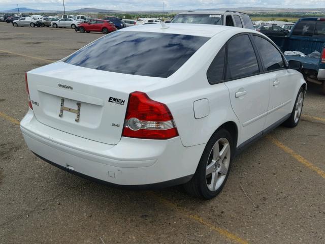 YV1MS382052055413 - 2005 VOLVO S40 2.4I WHITE photo 4