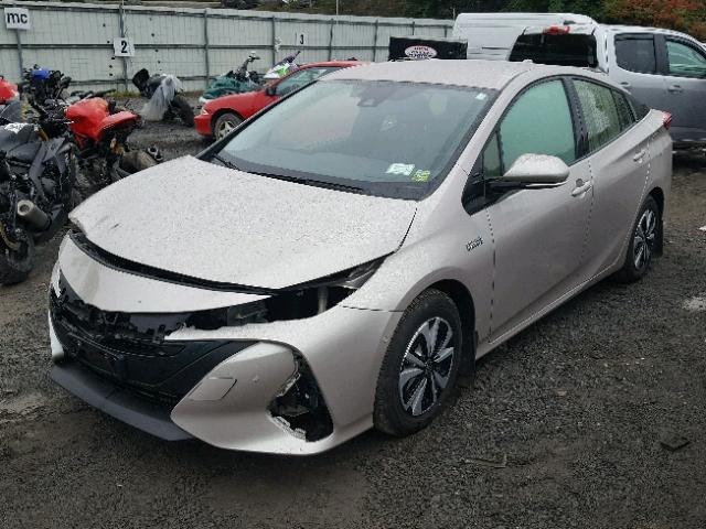 JTDKARFP4H3003329 - 2017 TOYOTA PRIUS PRIM ვერცხლისფერი ფოტო 2
