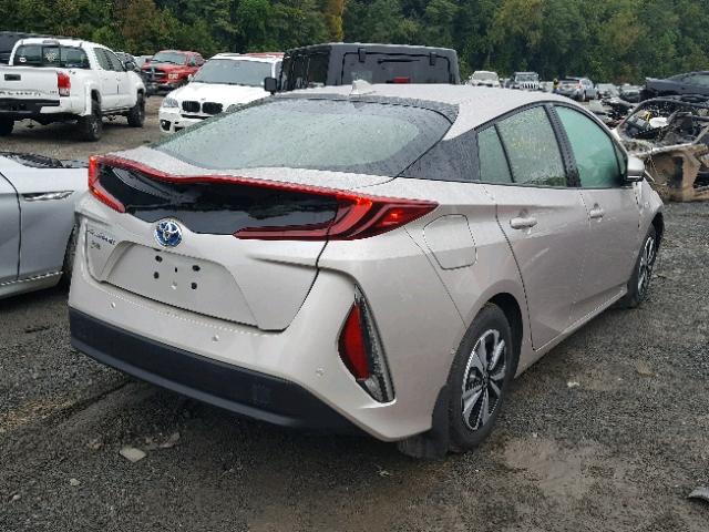 JTDKARFP4H3003329 - 2017 TOYOTA PRIUS PRIM ვერცხლისფერი ფოტო 4