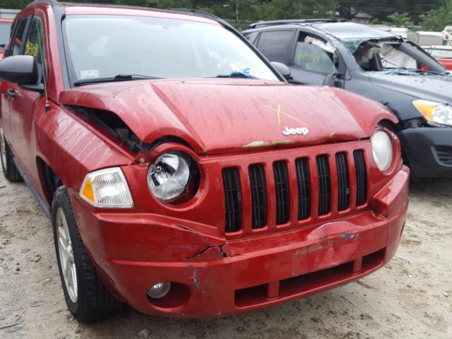 1J8FF47WX7D167617 - 2007 JEEP COMPASS RED photo 9