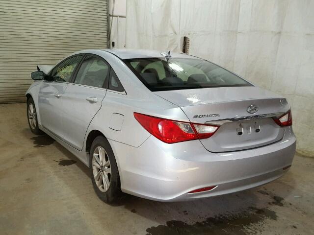 5NPEB4AC5BH118177 - 2011 HYUNDAI SONATA GLS SILVER photo 3