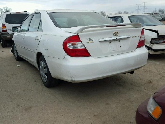 4T1BE32KX4U263391 - 2004 TOYOTA CAMRY LE WHITE photo 3
