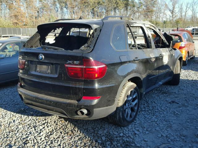 N0V1N48637047 - 2012 BMW X5 XDRIVE3 BLACK photo 4