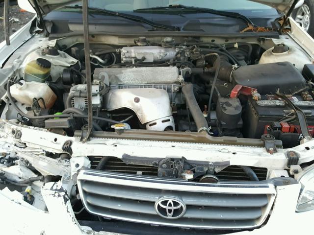 JT2BG22KXY0471687 - 2000 TOYOTA CAMRY CE WHITE photo 7