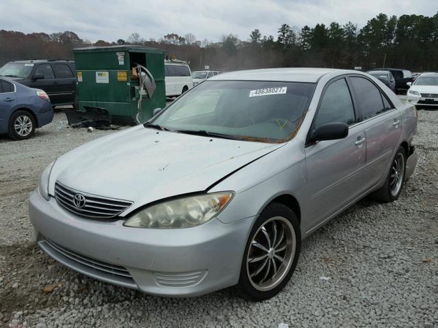 4T1BE32K66U679408 - 2006 TOYOTA CAMRY LE SILVER photo 2