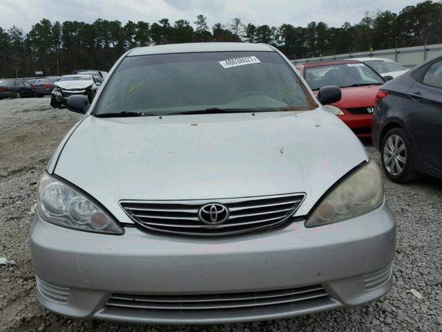 4T1BE32K66U679408 - 2006 TOYOTA CAMRY LE 银色 照片 9