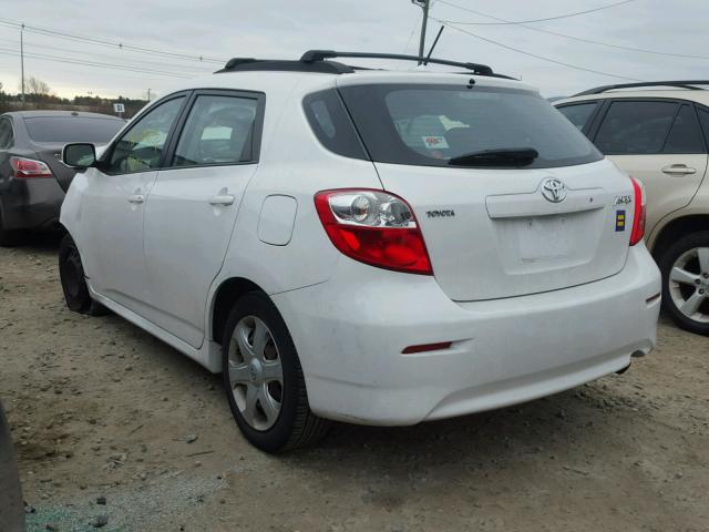 2T1KU40E49C021615 - 2009 TOYOTA COROLLA MA WHITE photo 3