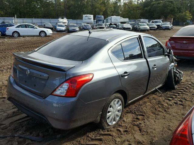 3N1CN7AP6HL808941 - 2017 NISSAN VERSA S GRAY photo 4