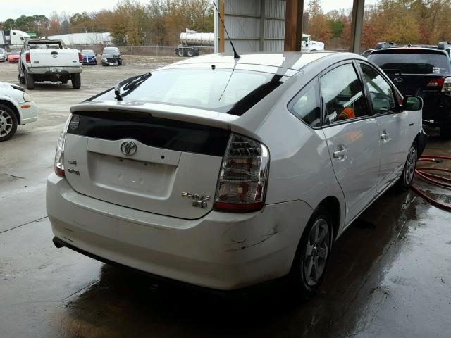 JTDKB20U697864797 - 2009 TOYOTA PRIUS WHITE photo 4