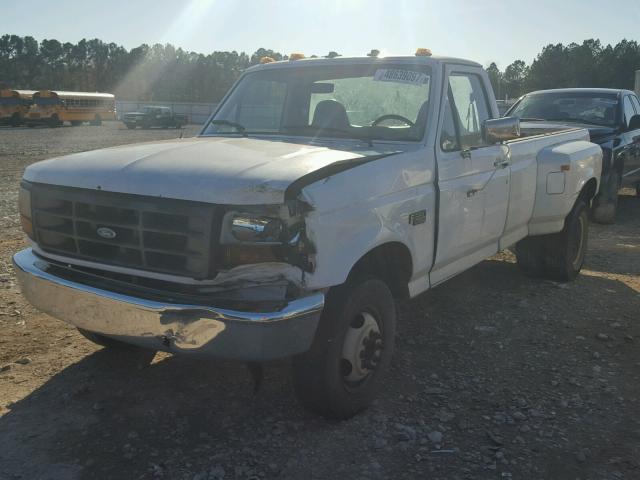 1FTJF35H1VEA74637 - 1997 FORD F350 WHITE photo 2