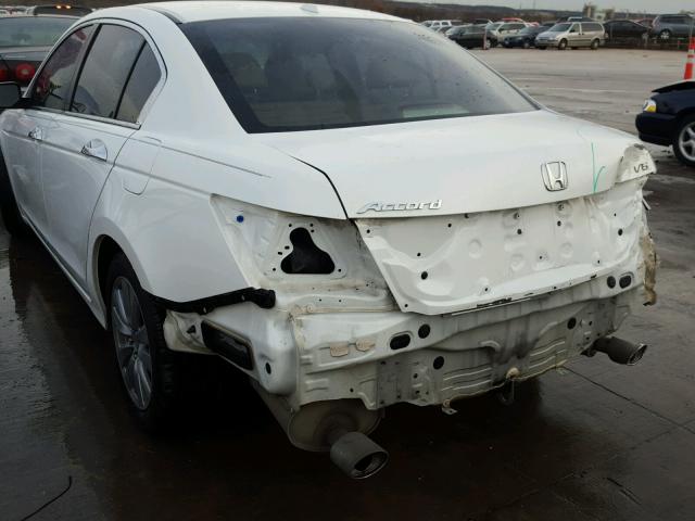 1HGCP3F82CA035694 - 2012 HONDA ACCORD EXL WHITE photo 3