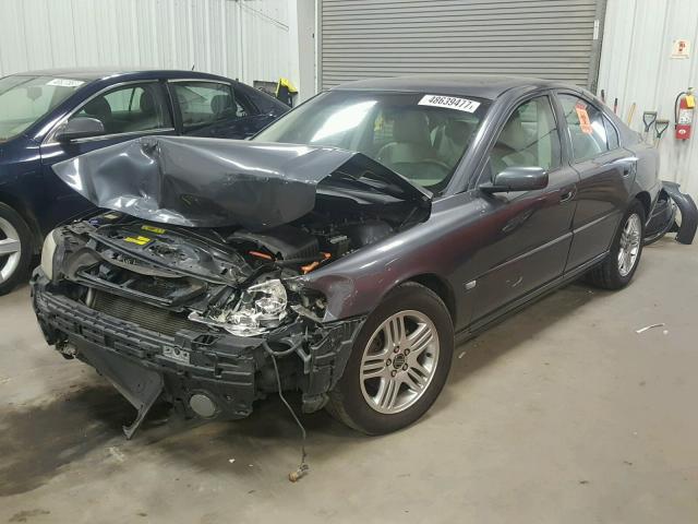 YV1RS592462516811 - 2006 VOLVO S60 2.5T GRAY photo 2