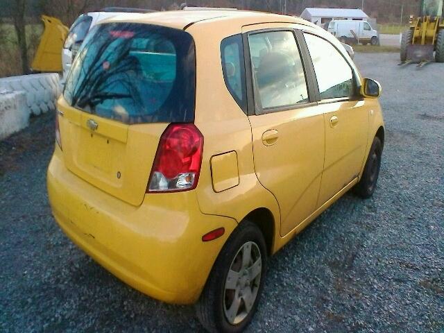 KL1TD666X6B664701 - 2006 CHEVROLET AVEO BASE YELLOW photo 4