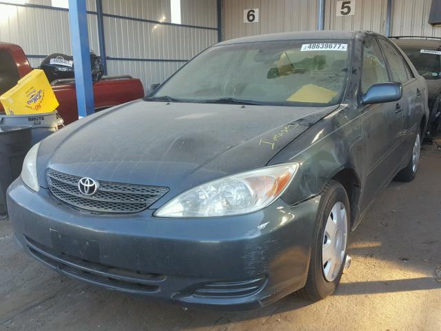 4T1BE32K94U262121 - 2004 TOYOTA CAMRY LE GREEN photo 2