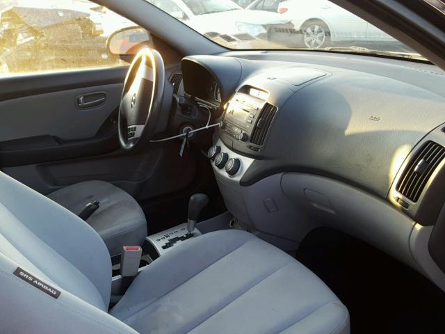 KMHDU46D78U538007 - 2008 HYUNDAI ELANTRA GL BLUE photo 5