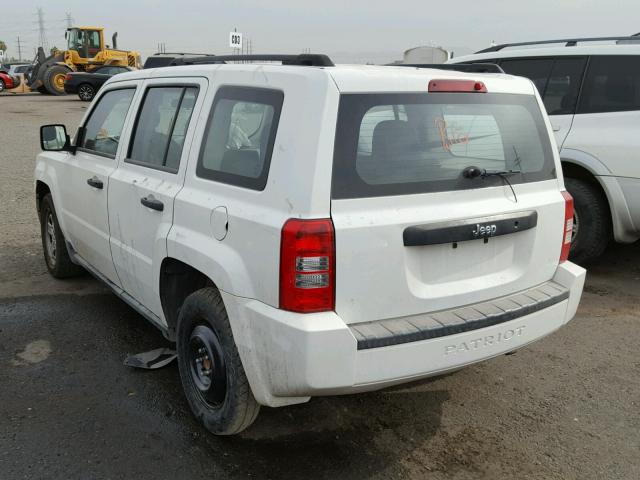 1J4NT2GA2AD639556 - 2010 JEEP PATRIOT SP WHITE photo 3