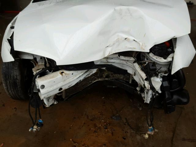 1G1JF12F147305300 - 2004 CHEVROLET CAVALIER L WHITE photo 9