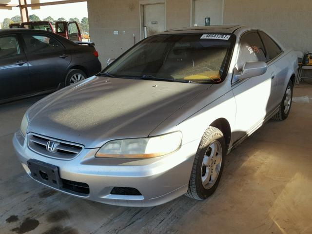 1HGCG32702A015763 - 2002 HONDA ACCORD EX SILVER photo 2