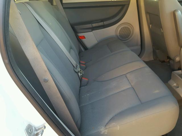 2A8GF48X58R626806 - 2008 CHRYSLER PACIFICA L თეთრი ფოტო 6