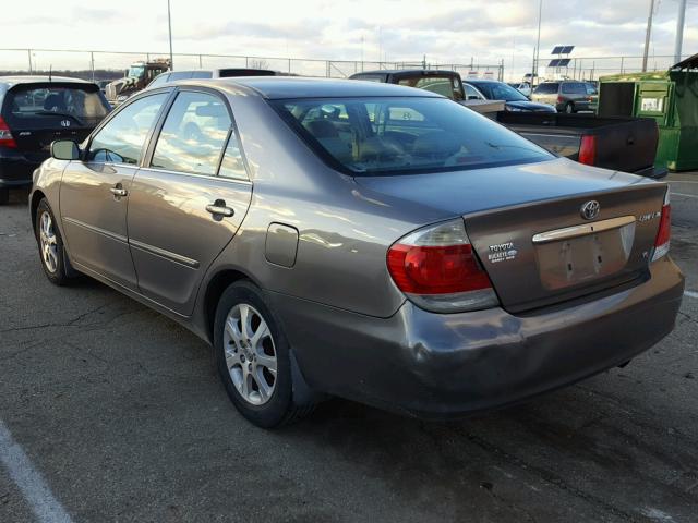 4T1BF30K66U635778 - 2006 TOYOTA CAMRY LE GRAY photo 3