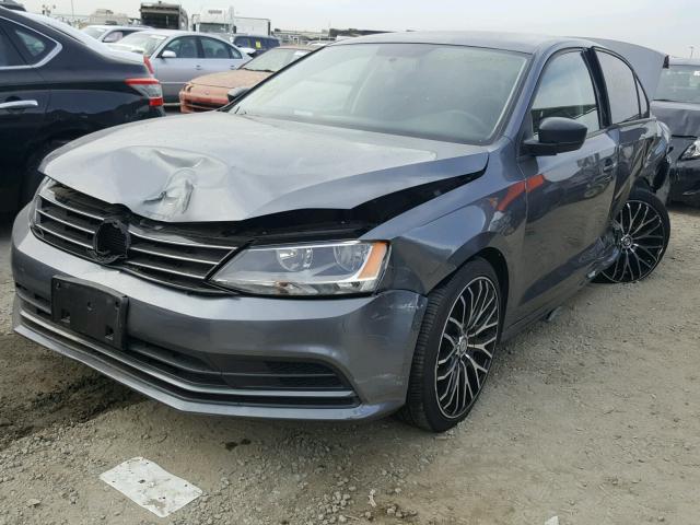 3VW2K7AJ6FM357494 - 2015 VOLKSWAGEN JETTA BASE CHARCOAL photo 2