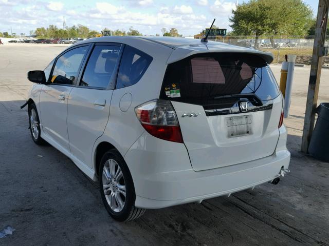 JHMGE8H41AS021207 - 2010 HONDA FIT SPORT WHITE photo 3