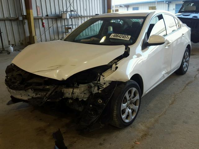 JM1BL1U7XD1761146 - 2013 MAZDA 3 I WHITE photo 2