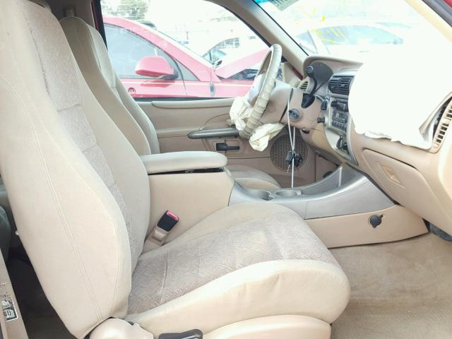 1FMCU70E31UC68388 - 2001 FORD EXPLORER S RED photo 5
