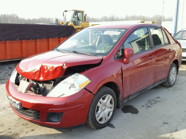 3N1BC1AP9AL408019 - 2010 NISSAN VERSA S RED photo 2