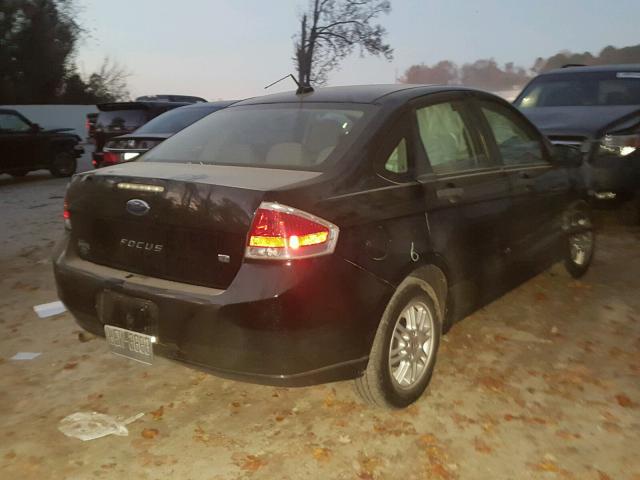 1FAHP3FN9AW273753 - 2010 FORD FOCUS SE BLACK photo 4