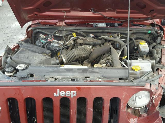 1J4BA3H18AL169276 - 2010 JEEP WRANGLER U MAROON photo 7