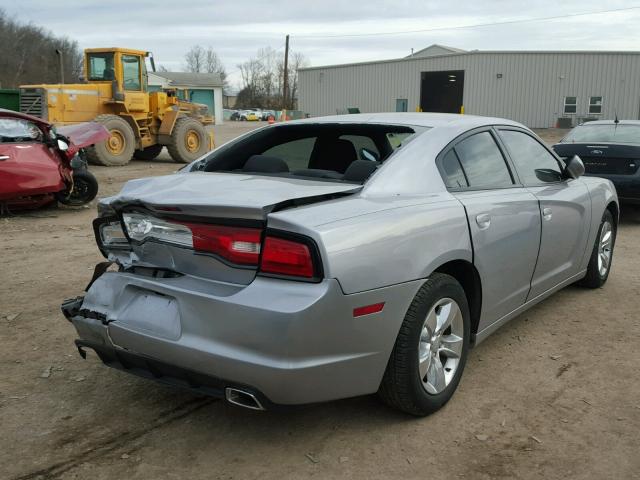 2C3CDXBG2EH342903 - 2014 DODGE CHARGER SE SILVER photo 4