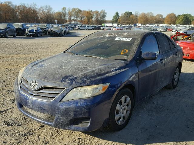 4T1BF3EK2BU715727 - 2011 TOYOTA CAMRY BASE BLUE photo 2