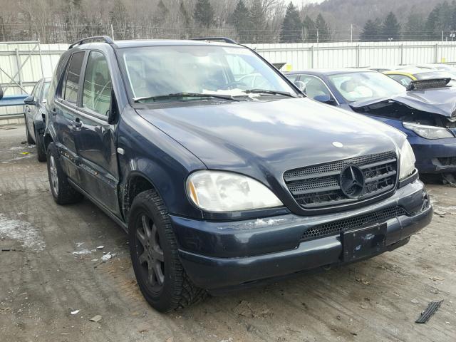 4JGAB72E51A232486 - 2001 MERCEDES-BENZ ML 430 BLUE photo 1