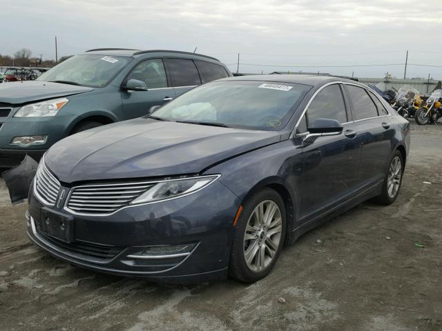 3LN6L2J93DR804322 - 2013 LINCOLN MKZ BLACK photo 2