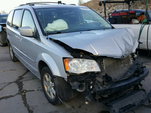 2A4RR5D10AR289105 - 2010 CHRYSLER TOWN & COU SILVER photo 1