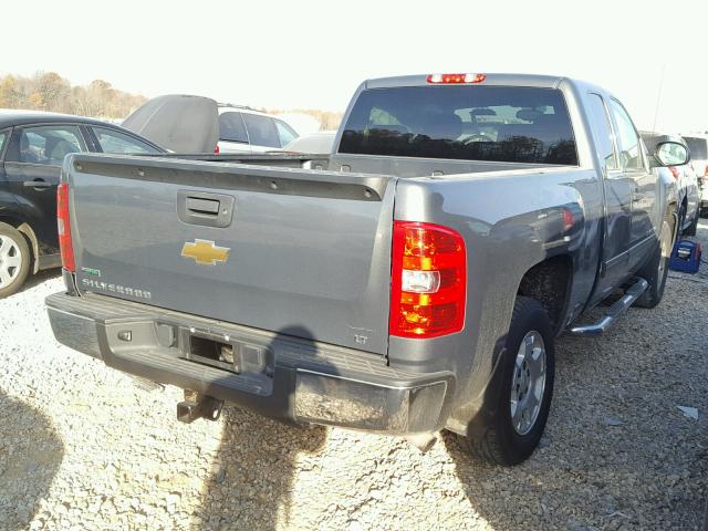 1GCRCSE03BZ410714 - 2011 CHEVROLET SILVERADO GRAY photo 4