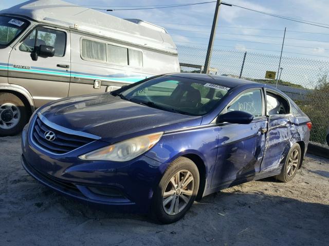 5NPEB4AC3CH346762 - 2012 HYUNDAI SONATA GLS BLUE photo 2